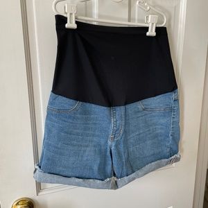 Maternity shorts